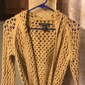 Women’s hooded cardigan wool